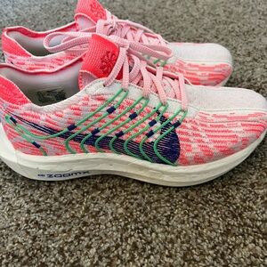 Nike ZoomX Women’s size 7.5 sneakers  NWOT
